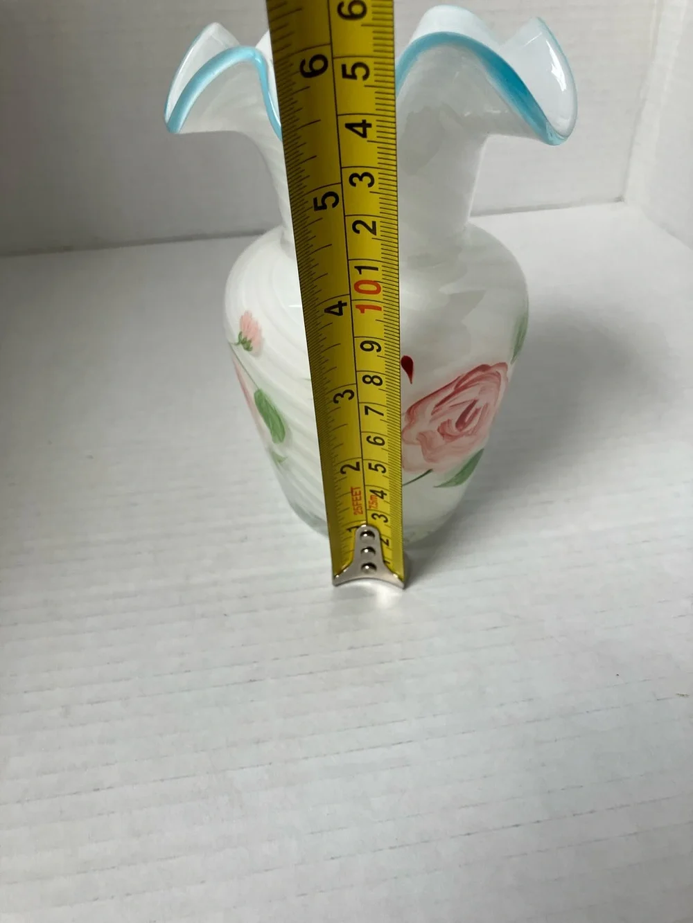Hand-Painted White Pink  Rose  Floral Glass Vase with Blue Scalloped Rim 6” Vtg